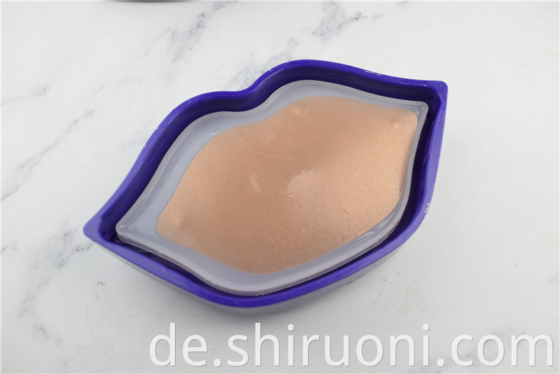 Gel lip mask 